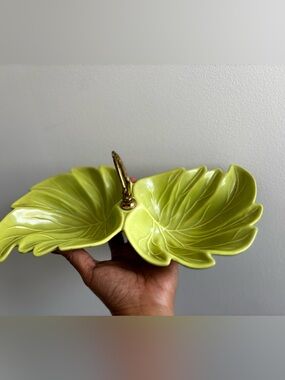 Vintage USA Pottery Double Leaf Candy Nut Dish w/ Handle 1950s MCM Green